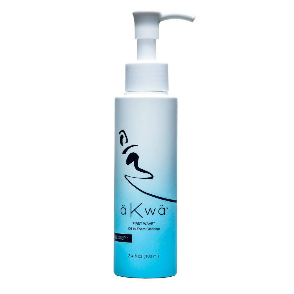 4Life äKwä First Wave Oil-to-Foam Cleanser - daily face cleanser that removes makeup and impurities